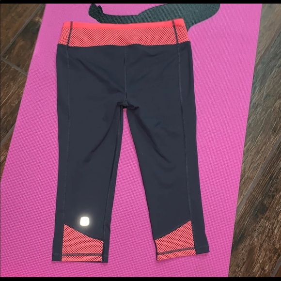 VSX SPORT LEGGINGS ( NEW ) SMALL - Picture 6 of 8
